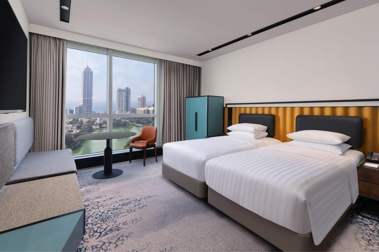 Отель Courtyard By Marriott Коломбо Экстерьер фото