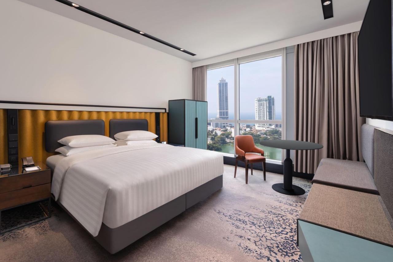 Отель Courtyard By Marriott Коломбо Экстерьер фото