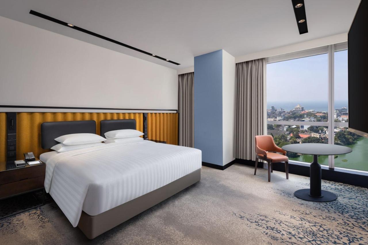 Отель Courtyard By Marriott Коломбо Экстерьер фото
